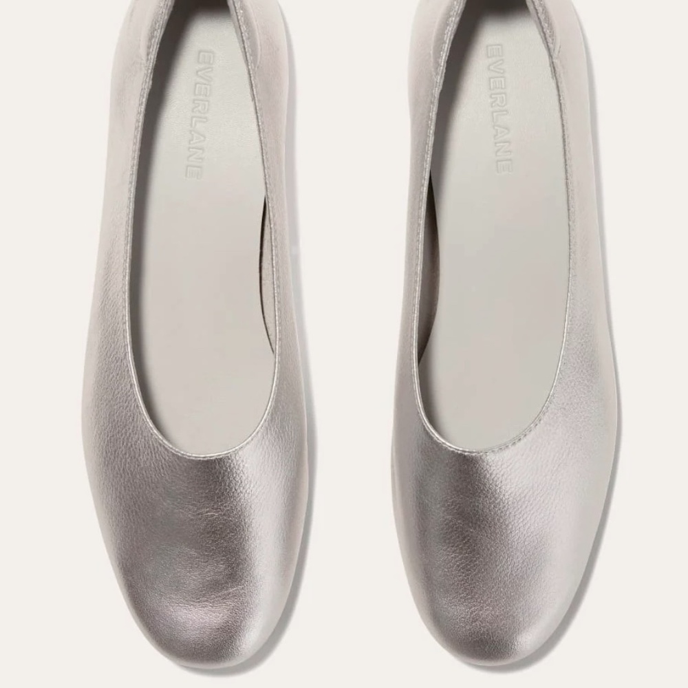 EVERLANE Day Glove Silver Shoe Size 9.5